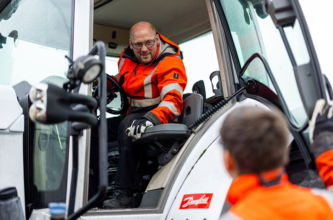 Mobile Hydraulics ADCs