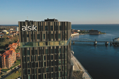 Denmark's new climate-friendly hospitality giant depends on Turbocor® oil-free chiller