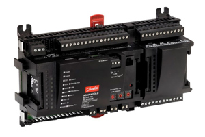 Product photo of the AK-PC 783 capacity controller with cascade control by Danfoss