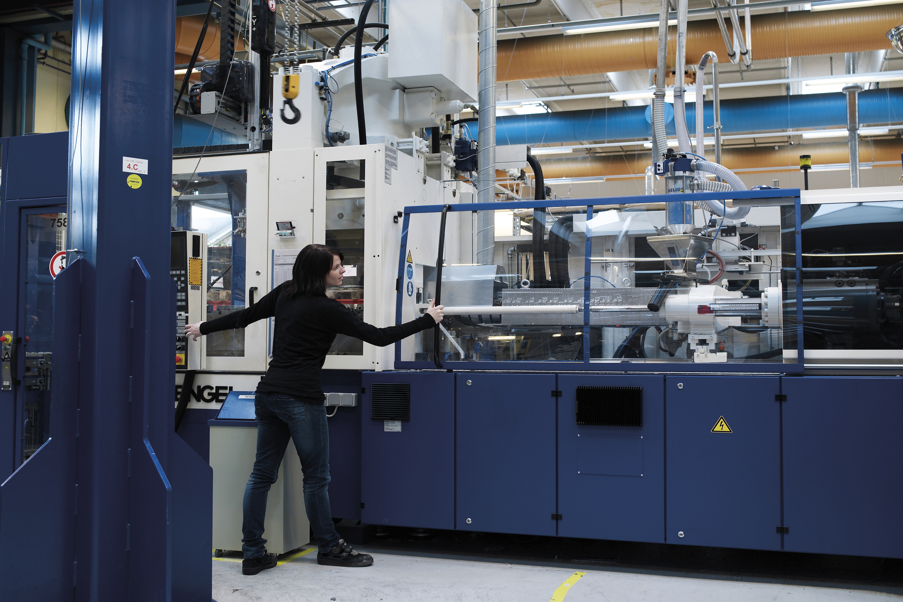 plastic processing machine