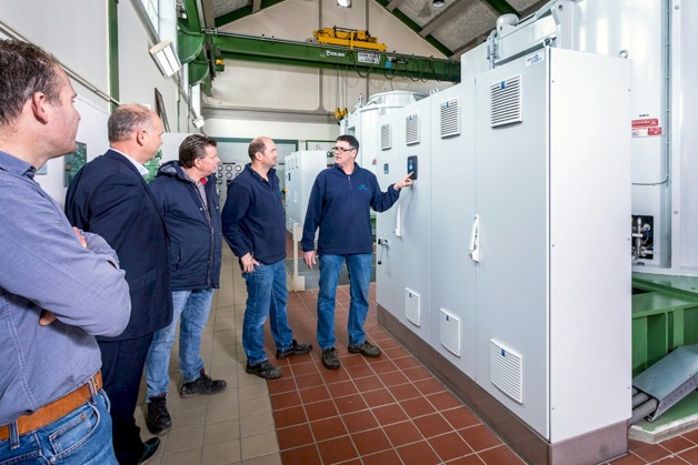 Danfoss frequentieregelaars houden Noordoostpolder droog - case study - Waterschap Zuiderzeeland bij Gemaal Buma - met ENGIE Electroproject en Danfoss Drives