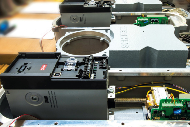 VLT® Midi Drive for precise actuator control