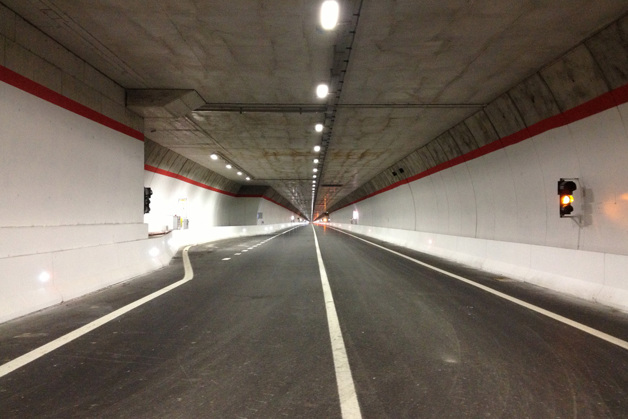 Traffic safety in new tunnel relies on VLT® drives