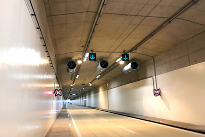 High-performance tunnel ventilation despite long cables