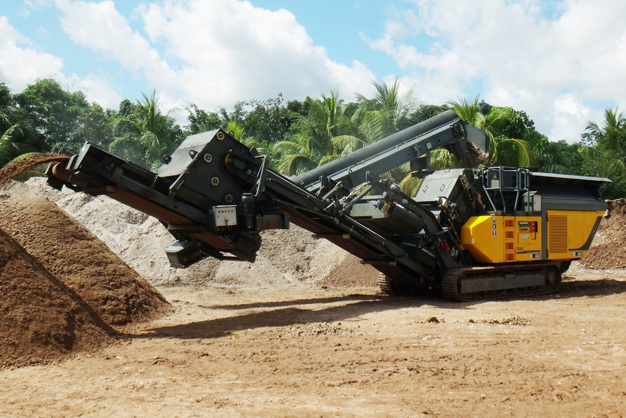 Robust drive solution for RUBBLE MASTER