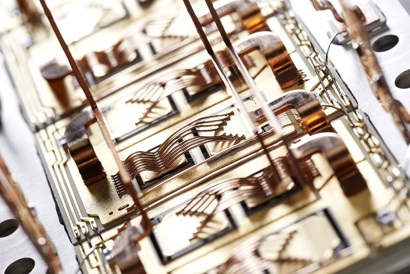 Frekvensomformere til elevatorer og rulletrapper