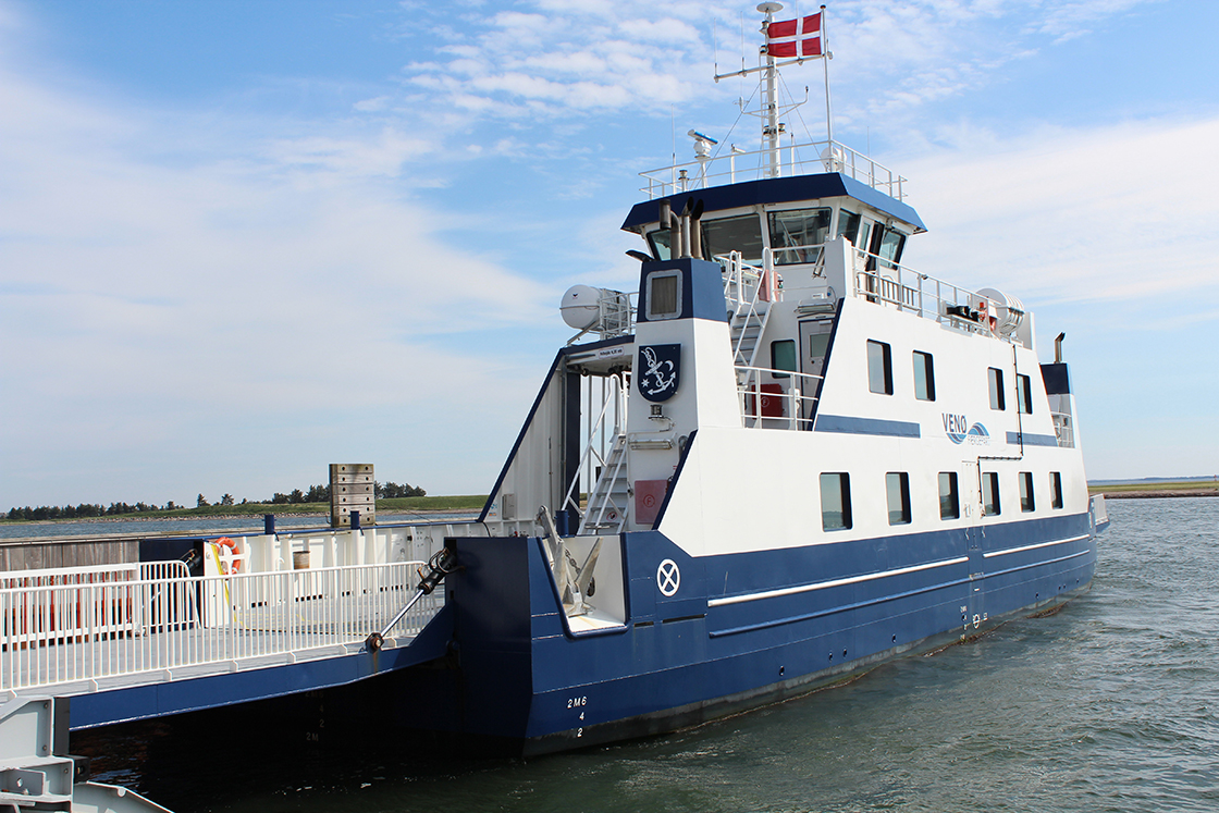 Venoe ferry docked