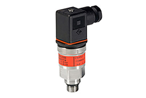 Przetwornik ciśnienia do zastosowań morskich Danfoss typu MBS 3100 i MBS 3150