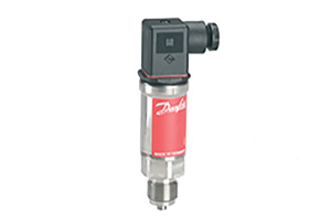 Pressure transmitter for marine applications, type MBS 33M Danfoss