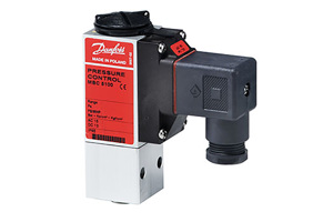MBC 5100 compact pressure switches for marine danfoss