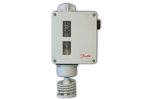RT temperature switches for marine machinery danfoss