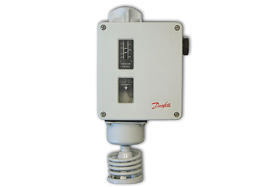 RT temperature switches for marine machinery danfoss