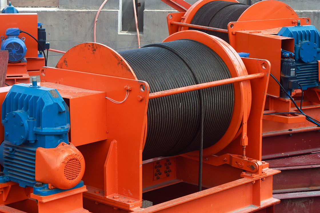 Drives for cranes in mining and mineral processing 