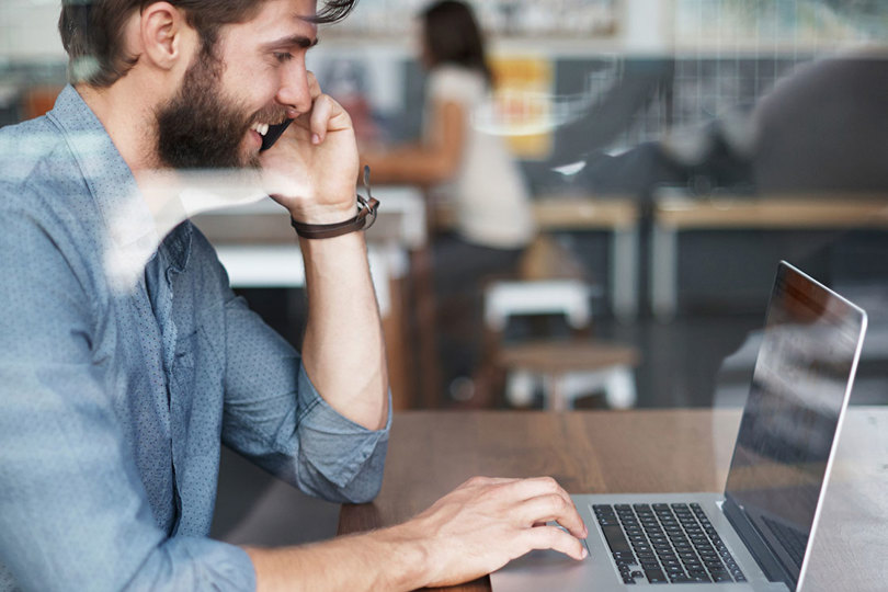 Skontaktuj się z nami