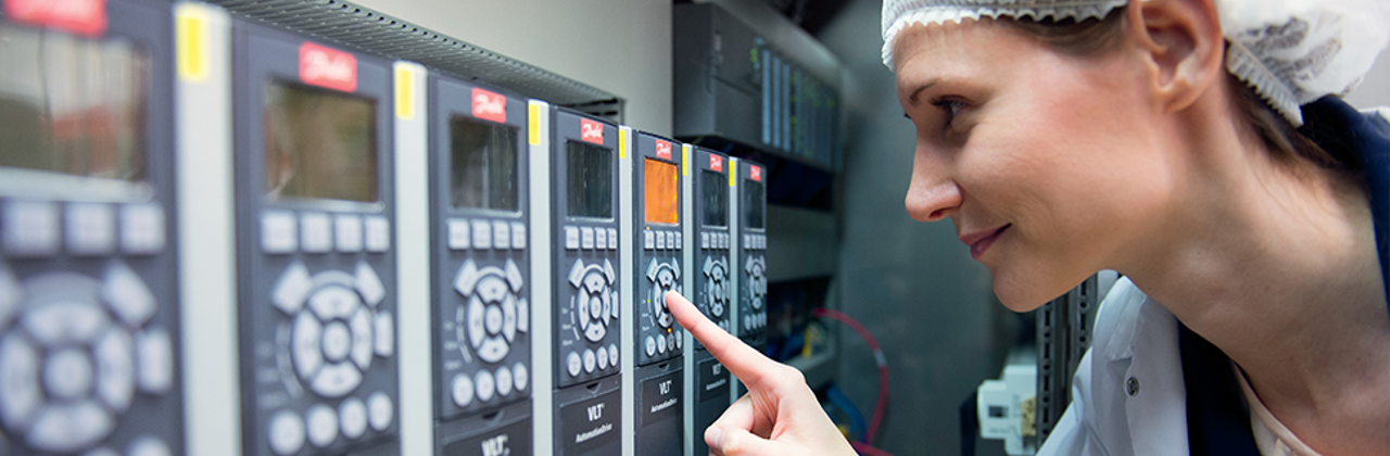 Entwicklung der weltweit größten installierten Basis von Frequenzumrichtern