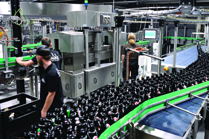 Bottling line at Legendre Conveyors using Danfoss iC7-Automation drives