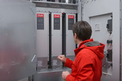 Frederic Müller, Sales Manager at Danfoss Drives in Switzerland, discussing the benefits of iC7 drives