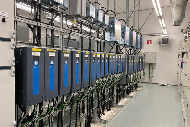 Stora Enson Oulun tehtaassa on tällä hetkellä mahdollista seurata noin 320 taajuusmuuttajaa reaaliajassa