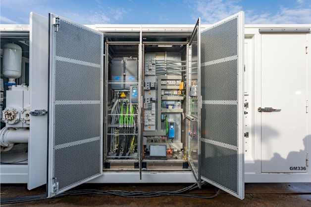 Danfoss Drives | Case study | Succesvolle samenwerking bij robuuste aandrijving hoge druk pompunit | B&P Elektromotoren | Duim Techniek | Danfoss | Horizontaal boren