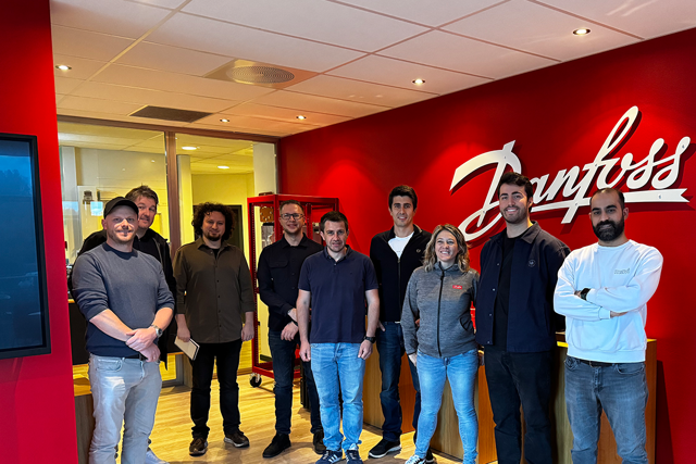 Drives Expert with drives in background