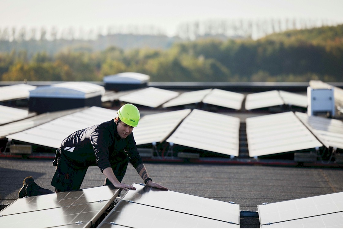 Solar Nederland | Partner in energietransitie | De ervaren, innovatieve technische groothandel | Danfoss Drives Authorized Partner NL