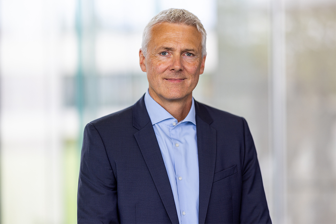 Jesper V. Christensen