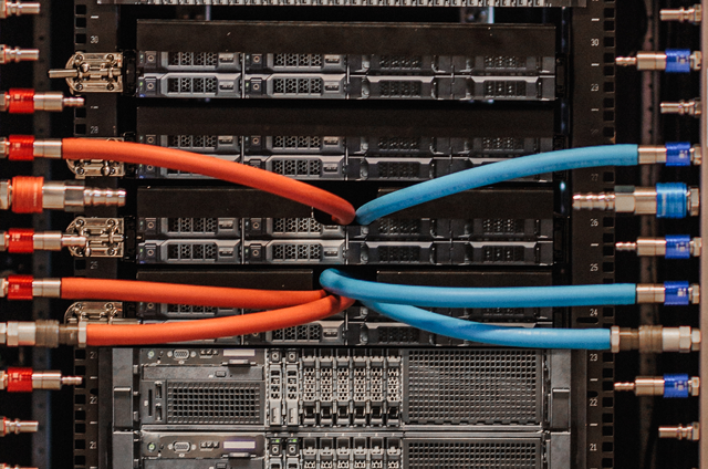 Data center liquid cooling