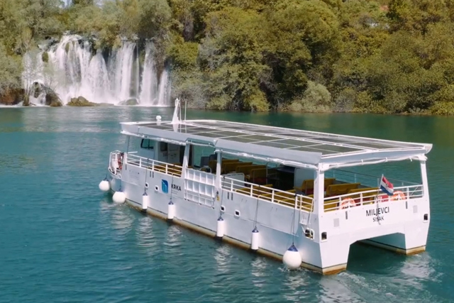 Hybrid vessel on the lake at Krka National Park