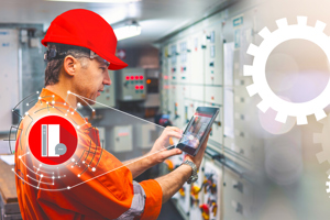 Techniker nutzt MyDrive® Assistant zur schnellen Diagnose auf einem Tablet